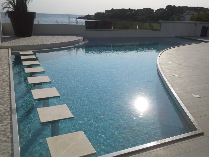 piscine inox verre